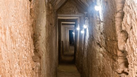  Laks Temple Keşfini Kaçırma: Gizli bir Mısır Mücevheri!